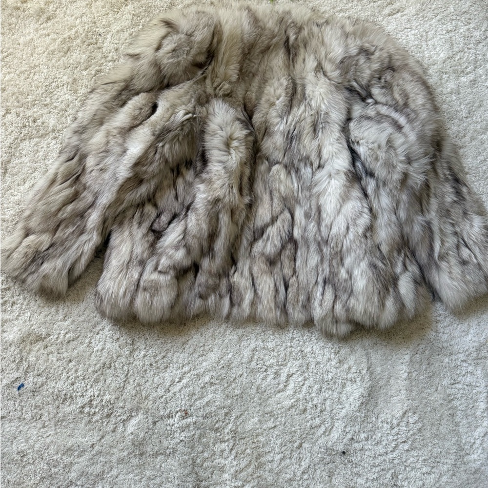 Elegant Faux Fur Women's Jacket